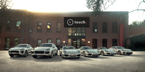Touch rijdt met Porsche